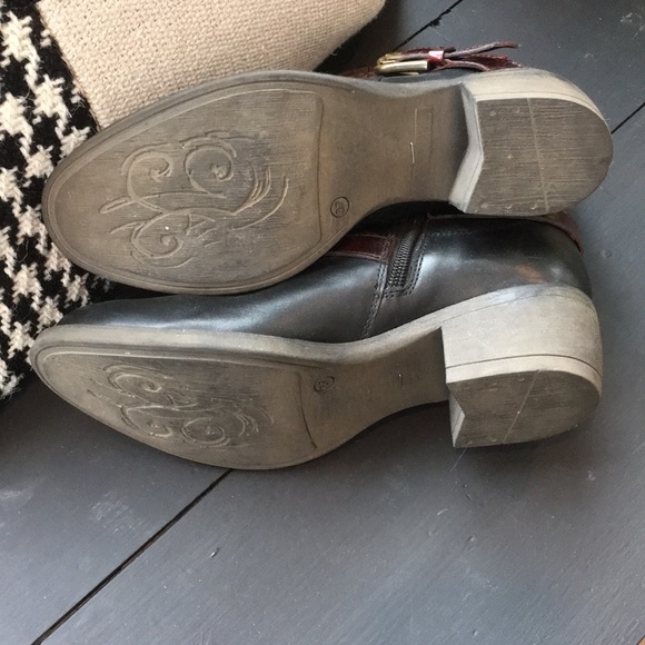 Like new!!Leather Seychelles booties - Picture 2 of 5